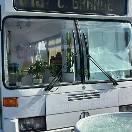 Ericeira Magic Bus With Jacuzzi Carvoeira