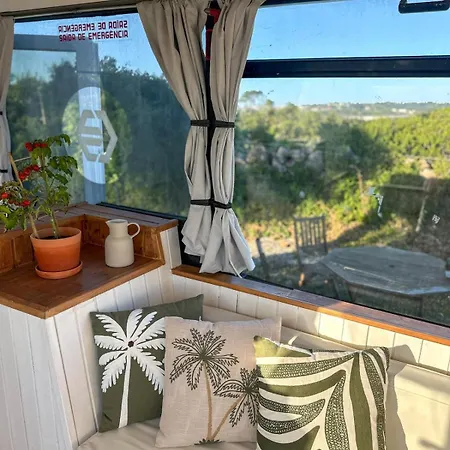 Ericeira Magic Bus With Jacuzzi *